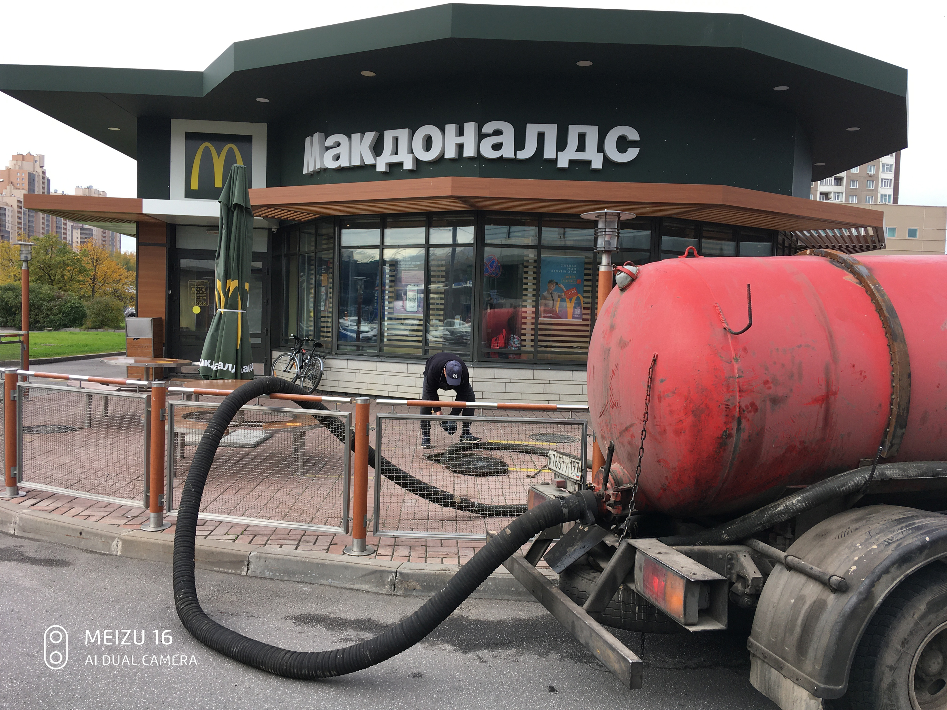 Отзыв о работе Илососной Машын в Выборгском районе